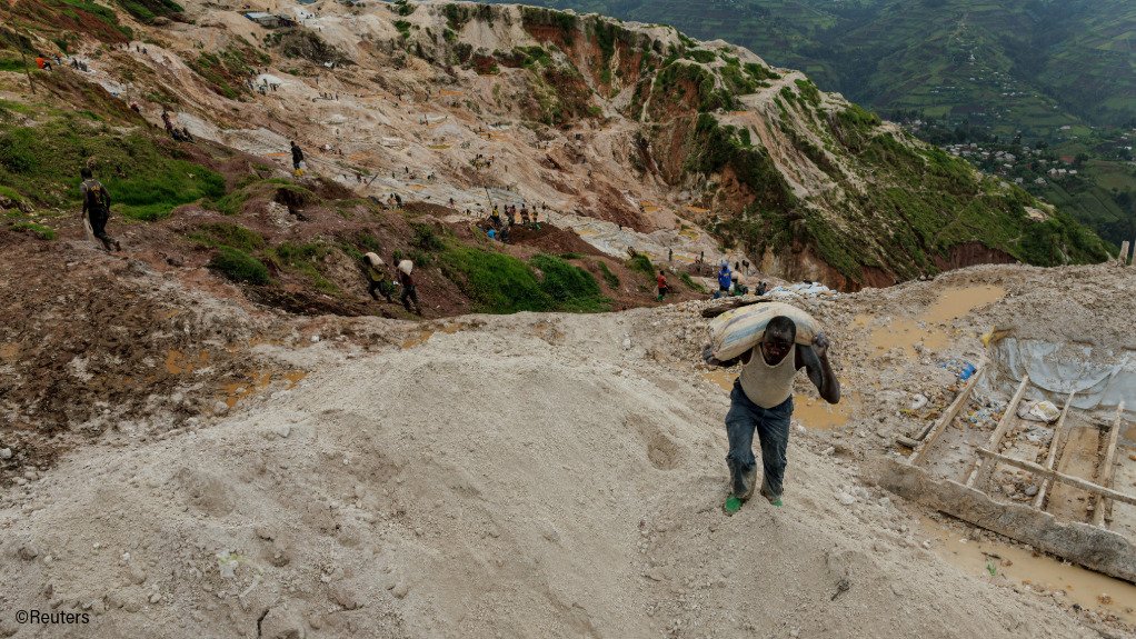 Read more about the article US Peace Talks Could Transform Congo-Rwanda Mineral Trade by Ehud Jones.