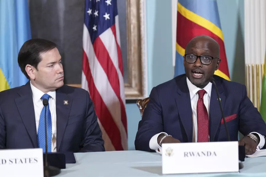 Read more about the article Rwanda discusses with the US to take deported Migrants by Ehud Jones.