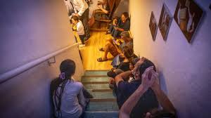 Read more about the article Mental health helpline calls surge in Israel during Iranian missile attacks by Carl Montel.