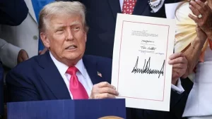 Read more about the article How Trump’s Megabill impacts student debt and education alternatives. By Katy Moore.