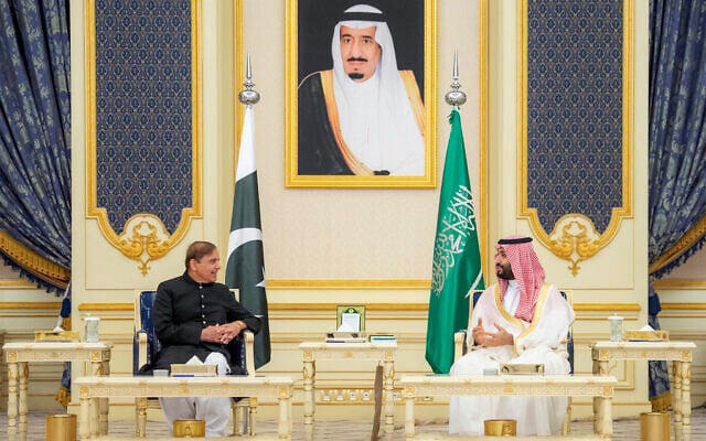 Read more about the article Pakistan allows Saudi Arabia to access its nuclear program under security pact. By Carl Montel.