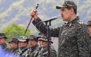 Read more about the article Venezuelan protesters call on Trump to militarily remove Maduro. By Katy Moore.