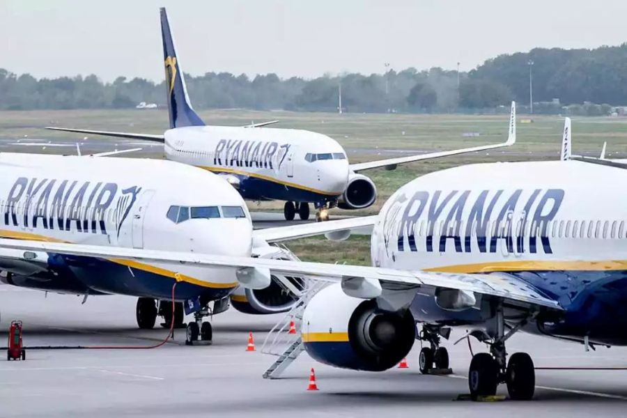 Read more about the article Ryanair to halt Israel flights this winter, frustrated over airport handling. By Carl Montel.