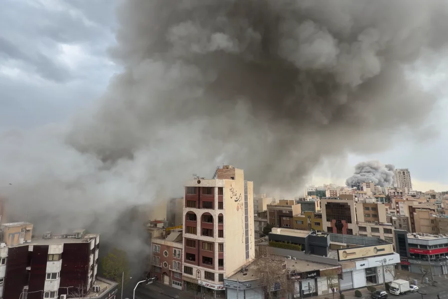 You are currently viewing U.S. Expands Airstrikes on Iran After Troop Death. By Swati Montel.