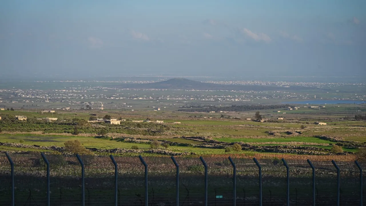 You are currently viewing IDF detains Israelis after Syria Border Crossing. Swati Montel.
