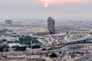 Read more about the article Houthis Attack Aramco HQ, The Saudi Oil Giant. By Swati Montel.
