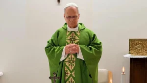 Read more about the article Pope Leo XIV Seen in Public After Lung Surgery. By Sandra Lomami.
